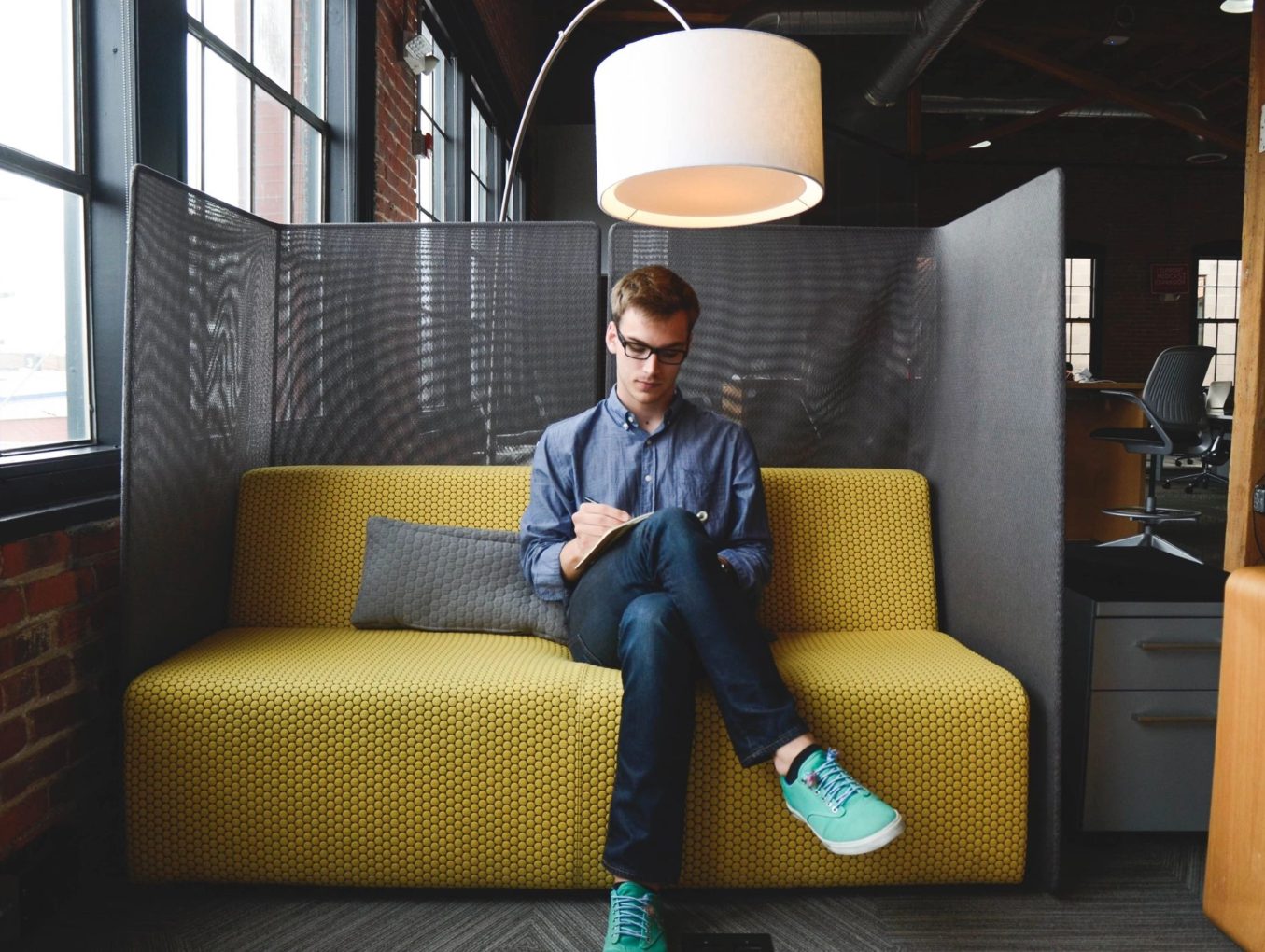 Showing positive leadership at work (not uniting people in negativity)